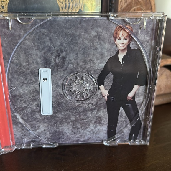 Reba Greatest Hits Volume III I’m a Survivor - Picture 4 of 14